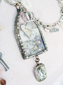 Collaged Charms workshop 2023
