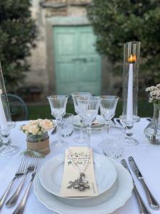 Tuscany Retreat Holiday Edition