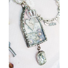 Collaged Charms workshop 2023