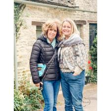 Holiday Retreat  with Terri & Nicki